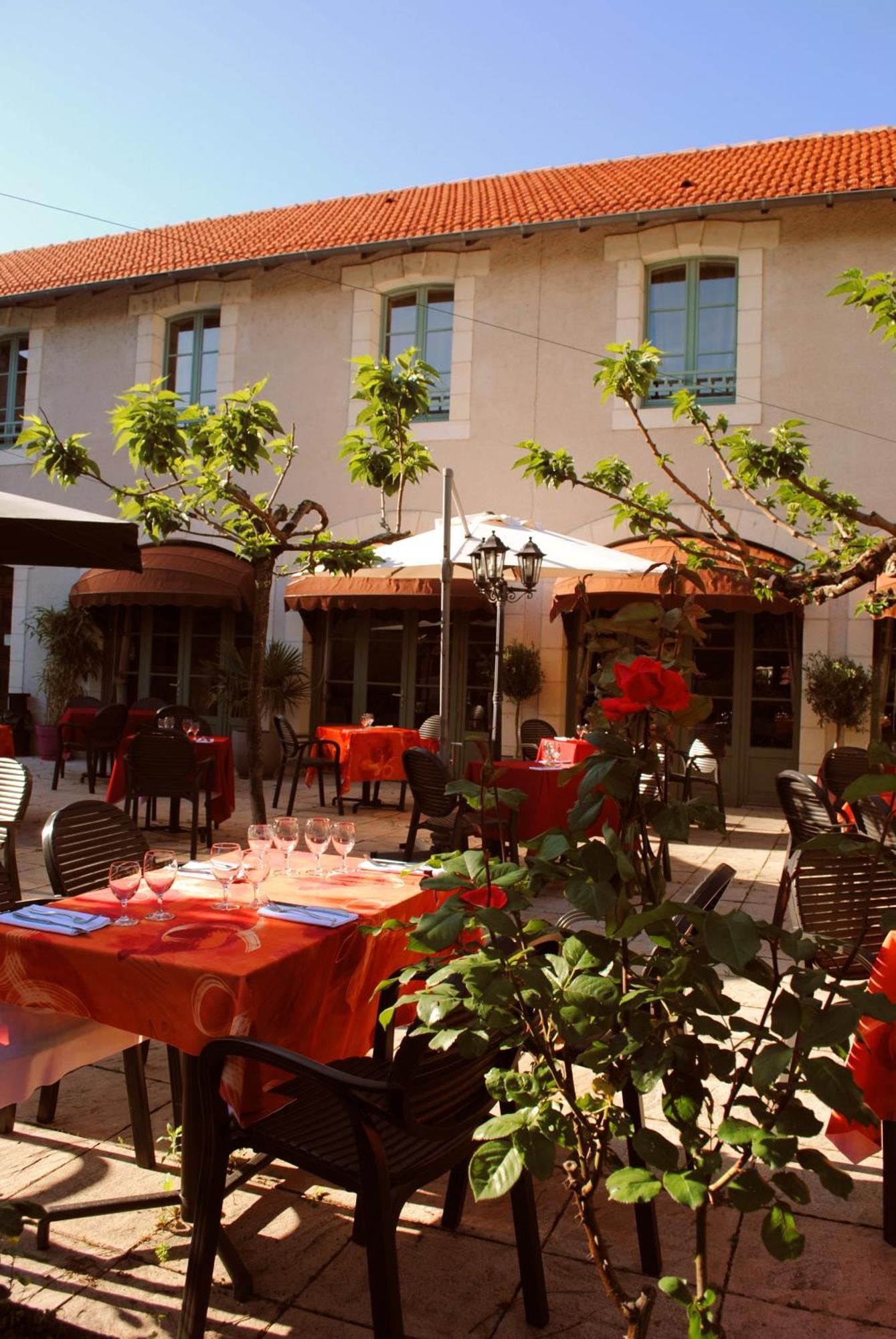 Logis Hostellerie Du Perigord Vert Brantome Ngoại thất bức ảnh