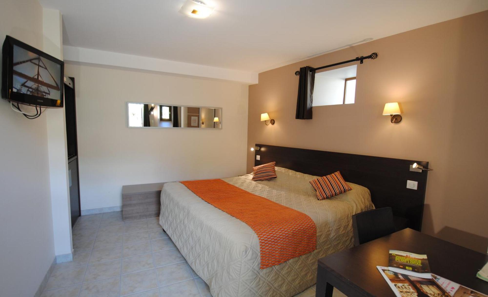 Logis Hostellerie Du Perigord Vert Brantome Ngoại thất bức ảnh